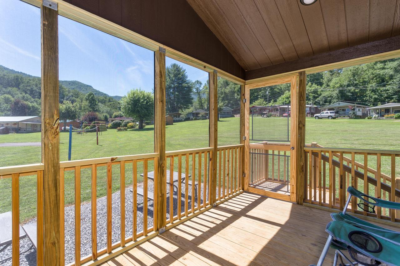 Fort Tatham Rv Resort Sylva Extérieur photo